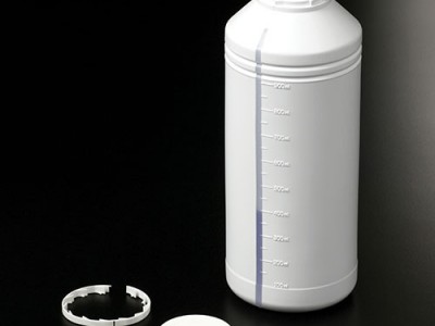 Бутелі з системою захисту від відкривання дітьми