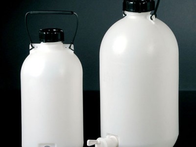 Бідони із зливним краном