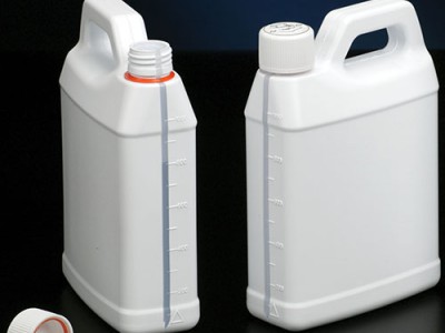 Каністри з системою захисту від відкривання дітьми